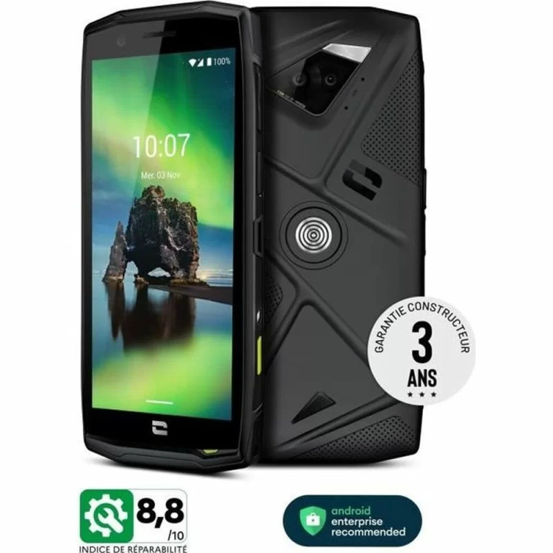Смартфон ц. Смартфоны 2023. Techno Phantom v Fold. Смартфон Moto s30 Pro Pantone Limited Edition. Производитель и стоимость смартфона Phantom v Fold