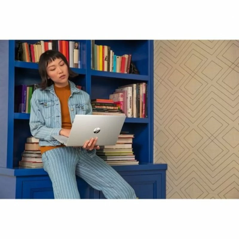 Laptop HP Pavilion 15-EG3007N 15,6" Intel Core...