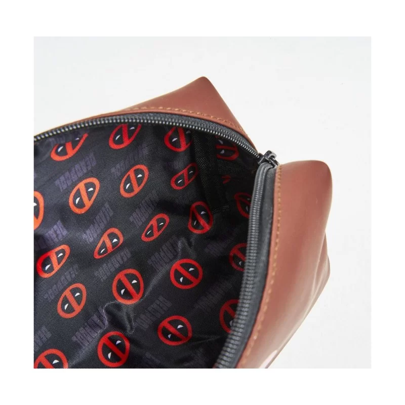 Toilet Bag Deadpool Red 21 x 11 x 7 cm